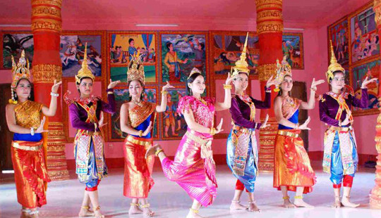 Những nghi lễ chính trong Tết Chôl Chnăm Thmây của đồng bào Khơmer Nam Bộ
