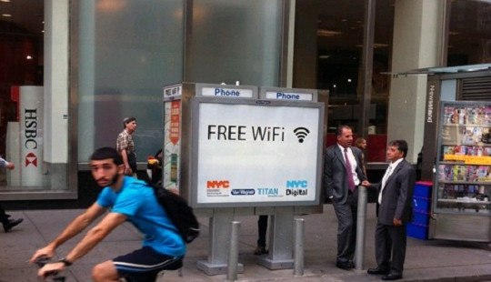 Những rủi ro tiềm ẩn khi kết nối Wi-Fi nơi công cộng