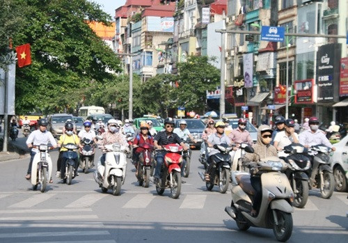 Dự báo thời tiết ngày 15/4: Tiếp tục nắng nóng gay gắt ở Tây Nguyên và Nam Bộ