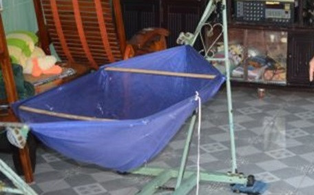 Bé trai 10 tháng tuổi tử vong sau khi uống thuốc viêm họng