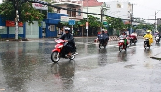 Dự báo thời tiết ngày 18/4: Bắc Bộ có mưa rào và dông mạnh, trời lạnh