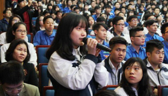 Sáng nay, đối thoại hơn 400 cử tri lần đầu đi bầu cử