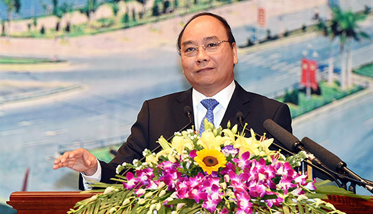 Thủ tướng: Coi lợi ích của nhà đầu tư là lợi ích của tỉnh mình, đất nước mình