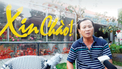 Vụ chủ quán cà phê bị khởi tố: VKSND Bình Chánh trao quyết định đình chỉ vụ án cho chủ quán Xin Chào