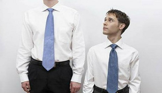 Đàn ông chân dài có nguy cơ mắc bệnh ung thư ruột kết cao