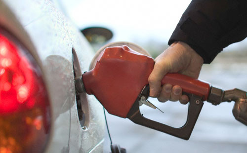 Giá xăng tăng đẩy CPI tháng 4 tăng 0,33%