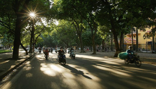 Dự báo thời tiết ngày 25/4: Thủ đô Hà Nội trưa chiều nắng nóng