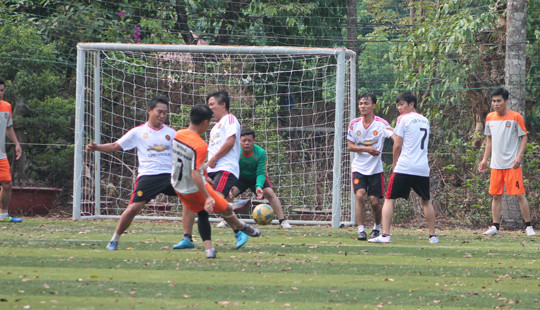 TAND hai cấp tỉnh Gia Lai tổ chức giải bóng đá mini chào mừng ngày giải phóng miền Nam