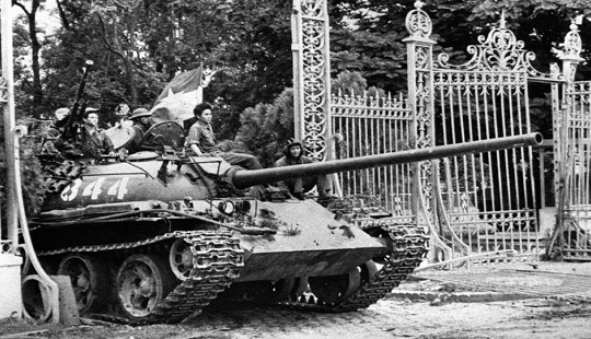 Hồi ức Sài Gòn trưa 30/4/1975 của phóng viên chiến trường hãng thông tấn AP