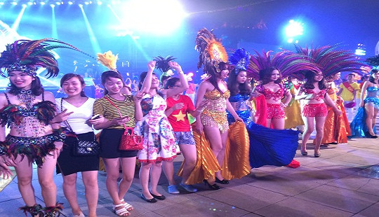 Quảng Ninh: Sự lan tỏa trong Lễ hội Carnaval Hạ Long 2016