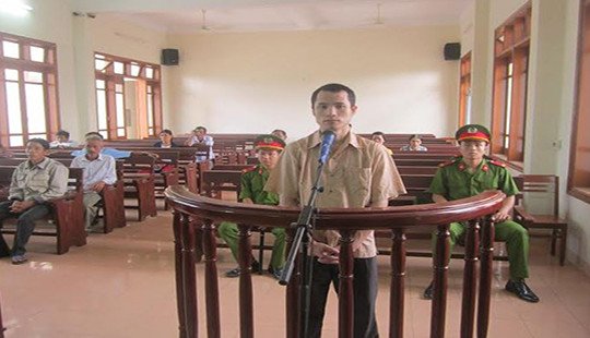 Đánh chết người vì xin lại tiền thua bạc không cho