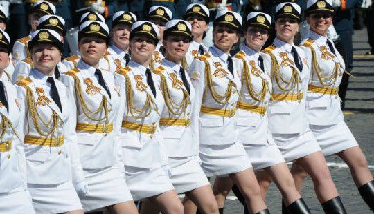 Nụ cười lính Nga trong Lễ diễu binh là… chủ ý?