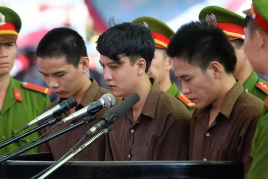 Hoãn phiên tòa xét xử phúc thẩm vụ thảm sát ở Bình Phước