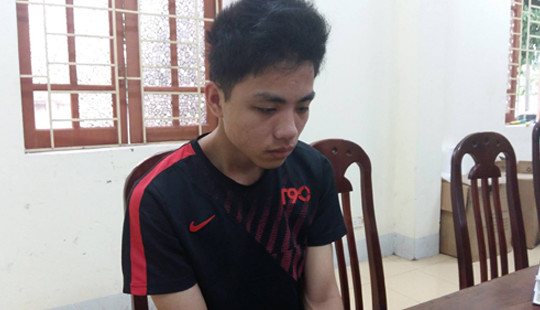 Khởi tố thanh niên đạp ngã phụ nữ mang bầu để cướp tài sản