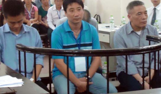 Sếp Tổng, sếp phó bắt tay nhau lập hồ sơ khống chiếm đoạt tiền tỷ