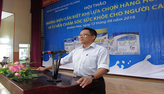Vinamilk tiếp tục chăm sóc sức khỏe cho hơn 1.300 người cao tuổi