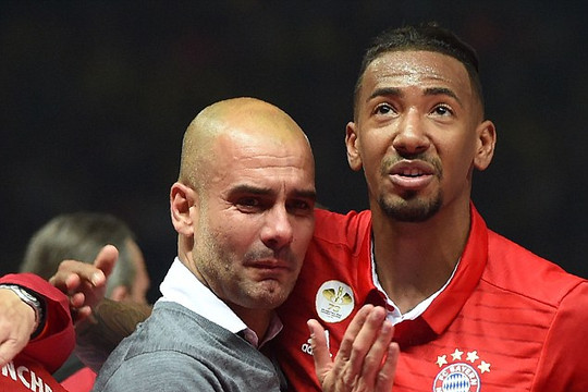 Giọt nước mắt của Pep Guardiola