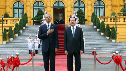 Chủ tịch nước Trần Đại Quang chủ trì lễ đón chính thức Tổng thống Barack Obama