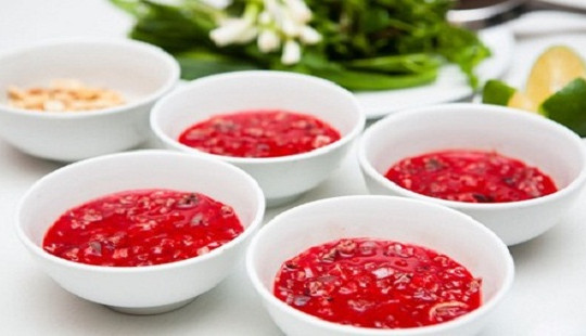 Ăn tiết canh là con đường nhanh nhất dẫn đến âm phủ