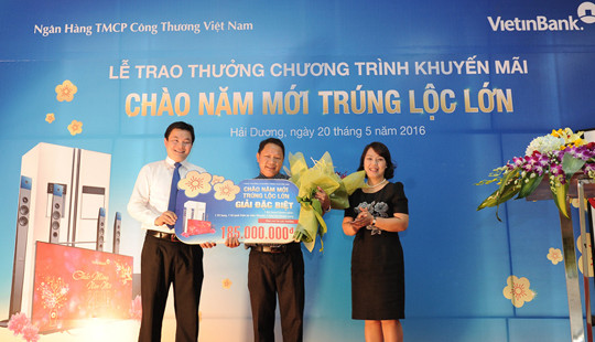 VietinBank trao giải Đặc biệt “Chào năm mới - Trúng lộc lớn”