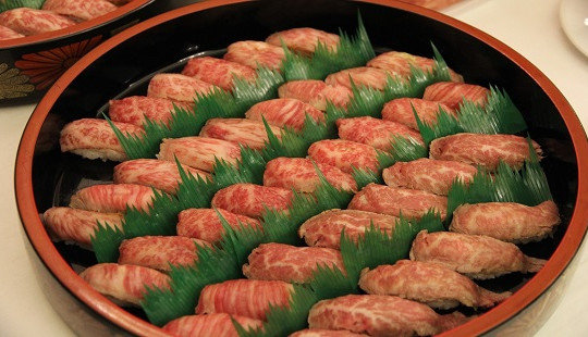 Thịt bò Hida, cá Ayu, sản phẩm tuyệt hảo của người Nhật