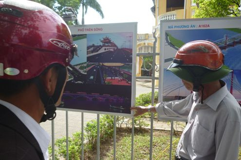 Trưng bày 20 phương án về cầu vượt qua sông Hương
