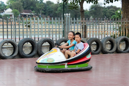 “Mỏi mắt” tìm sân chơi cho trẻ trong dịp hè