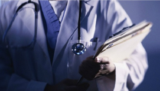 Bác sĩ đối diện với cái chết như thế nào?