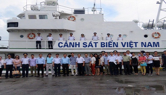 Chung tay xây dựng và bảo vệ an ninh, chủ quyền biển đảo Tổ Quốc