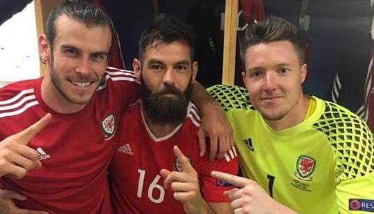 Xứ Wales - Nga (3-0): Bản lĩnh ngôi sao