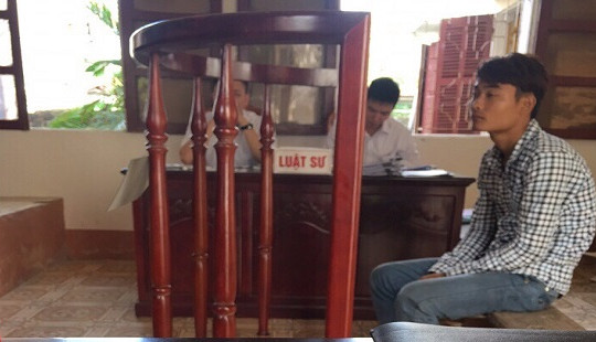 Phía sau vụ án hiếp dâm