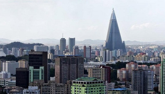Tin tức thế giới 24 giờ: Chứng tỏ "tinh thần CHDCND”, Triều Tiên xây hàng loạt tòa nhà chọc trời