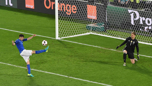 EURO 2016: Đức vào bán kết sau loạt luân lưu kịch tính