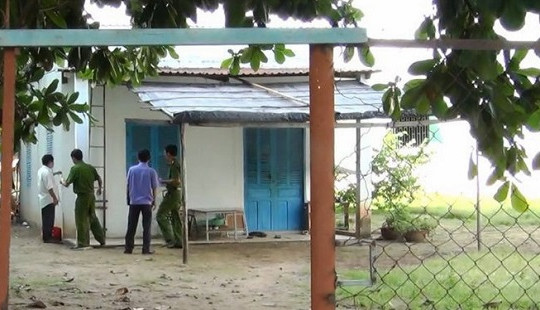 Người phụ nữ tử vong bất thường được chồng đưa về quê