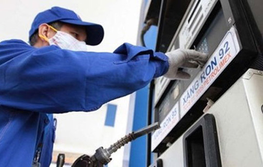 Xăng giảm xuống còn 15.968 đồng/lít từ 15h chiều nay