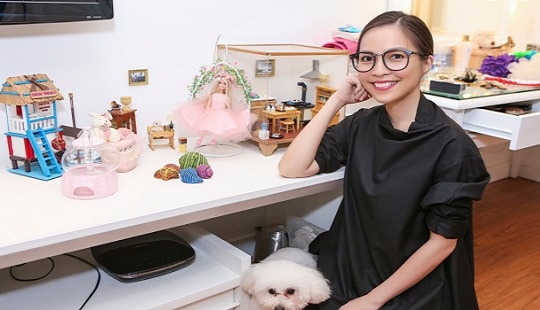 Hiền Thục mang cả 8 tủ quần áo, 2 tủ giày làm từ thiện