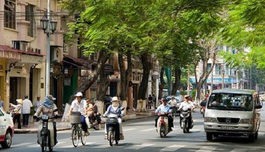 Dự báo thời tiết ngày 13/7: Bắc Bộ giảm nắng nóng, có mưa vài nơi