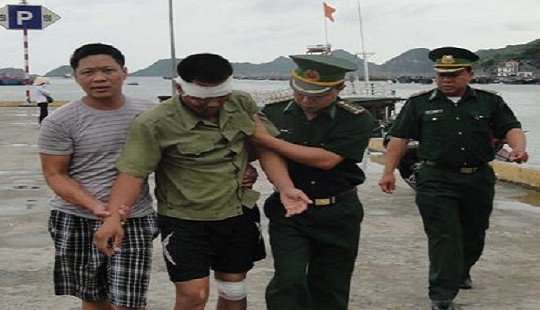 Hải Phòng: Cứu thành công 2 người gặp nạn trên biển