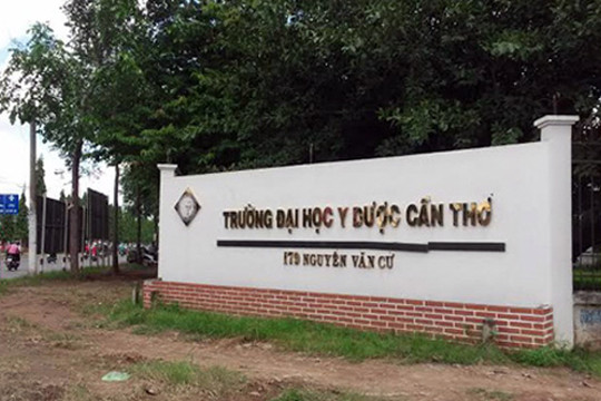 Tạm giữ 3 thí sinh gian lận trong thi cử bằng thiết bị điện tử công nghệ cao