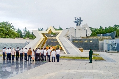 Một ngày ở Nghĩa trang Đường 9