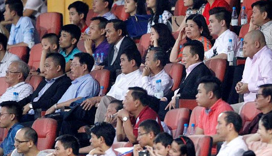 V-League vắng khán giả