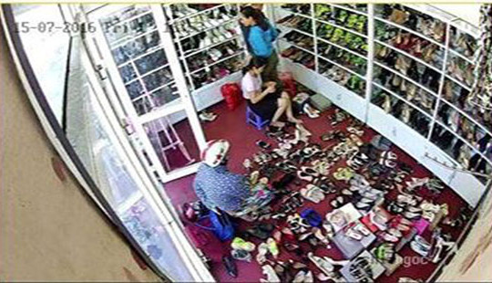 Truy tìm "nữ quái" liên tiếp trộm đồ ở các shop quần áo, giày dép