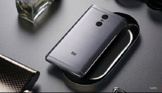 Xiaomi trình làng smartphone camera kép đầu tiên