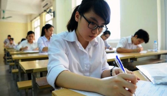 15 điểm có thể nộp hồ sơ xét tuyển vào các trường ĐH nào?