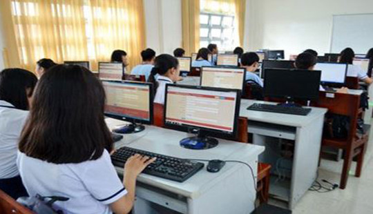 Triển khai sổ điện tử giảm tải cho giáo viên và hạn chế tiêu cực