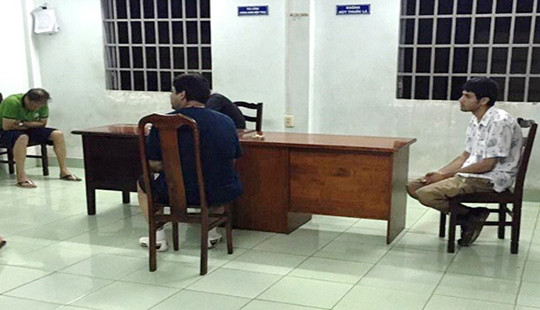 Bắt giữ 3 tên cướp ngoại quốc dùng hung khí khống chế tài xế