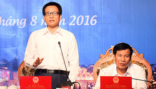 Phát triển du lịch: Không cần com lê, cà vạt, xắn tay ngay vào làm