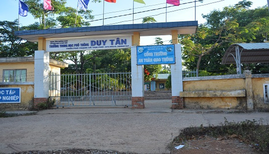 Khởi tố vụ Phó Hiệu trưởng dùng ảnh “nóng” tống tiền nữ đồng nghiệp