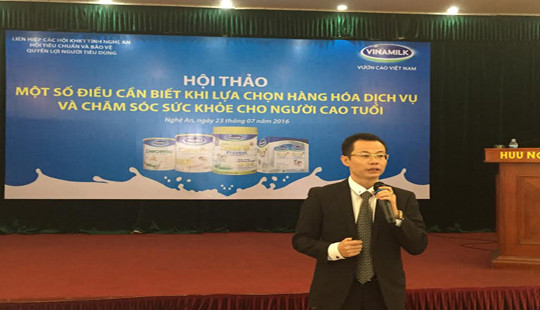 Điều cần biết khi lựa chọn hàng hóa và tư vấn dinh dưỡng cho người cao tuổi cùng Vinamilk
