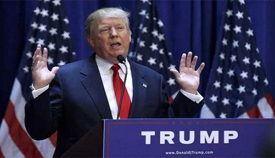 Tỷ phú Trump lần đầu biết khiêm tốn